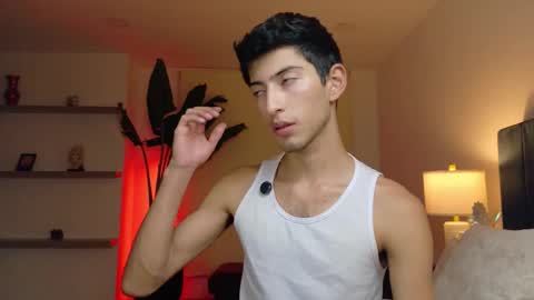 Snapshot of ethan_skiny_ chatting on 03-21-26, 03:44 Joan online show from 03-21-26, 03:44