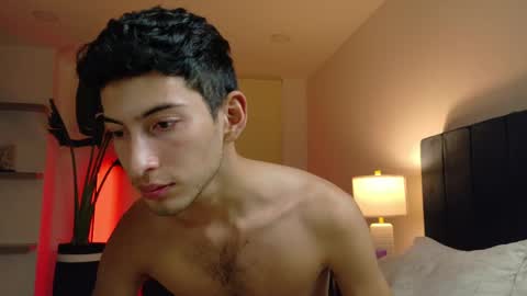 Snapshot of ethan_skiny_ chatting on 04-18-26, 06:50 Joan online show from 04-18-26, 06:50