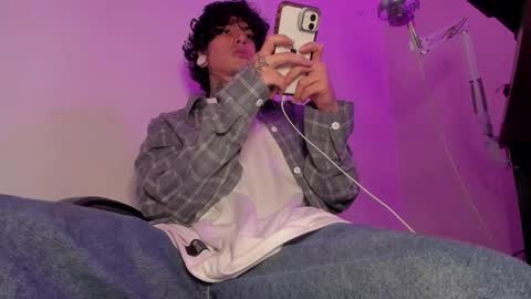 Ethan sykes online show from 10-24-25, 05:20