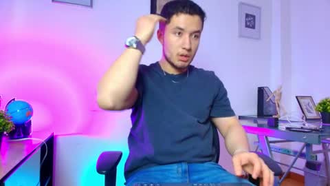 ethanconnor_ online show from 05-20-26, 11:49