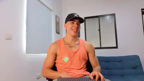 ethangreey1 online show from 11-09-25, 12:36