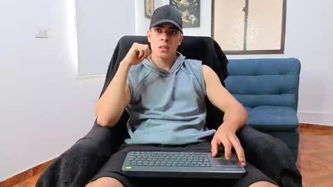 ethangreey1 online show from 01-13-26, 03:06