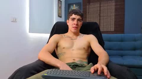 ethangreey1 online show from 04-03-26, 03:43