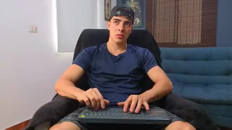 ethangreey1 online show from 05-23-26, 05:39
