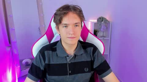 Snapshot of ethansinful chatting on 10-02-25, 09:11 Ethan online show from 10-02-25, 09:11