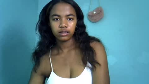 Snapshot of ethenabeauty0 chatting on 07-28-26, 06:20 Dinah online show from 07-28-26, 06:20