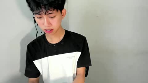 Ethan online show from 02-10-25, 01:03