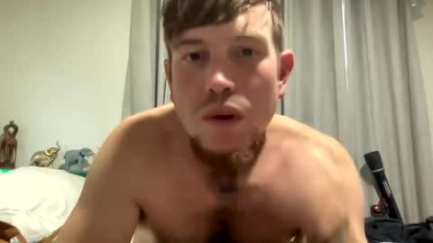 Snapshot of etphonehome369 chatting on 10-16-25, 05:25 etphonehome369 online show from 10-16-25, 05:25