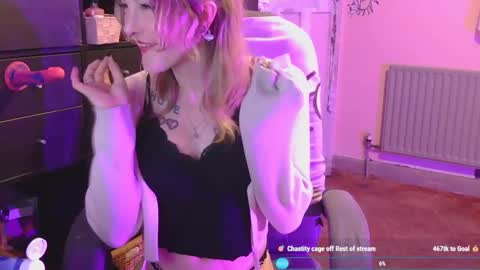 eughelynn online show from 01-14-25, 07:11