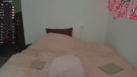 Snapshot of eumomino chatting on 06-26-26, 10:47 Veronica Tiia Lilith left to right online show from 06-26-26, 10:47