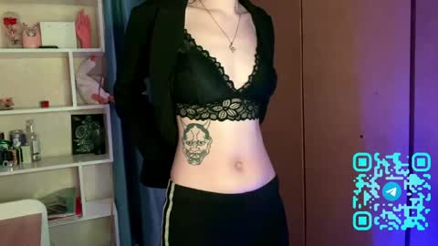 Kate online show from 04-18-26, 01:15