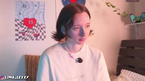 Snapshot of euphoria_girls chatting on 04-24-26, 02:36 check about me online show from 04-24-26, 02:36