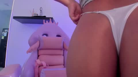 eva1green1 online show from 10-02-25, 08:49