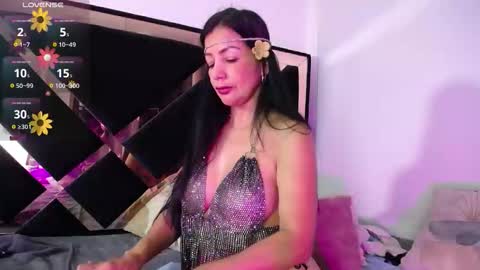 Eva online show from 11-29-25, 11:02