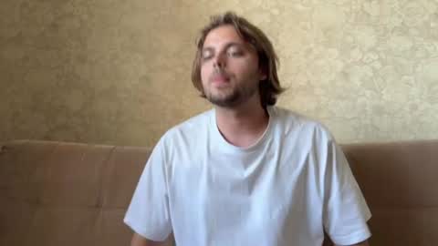 Snapshot of eva_calvin chatting on 06-10-26, 04:23 Eva Calvin online show from 06-10-26, 04:23