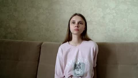 Snapshot of eva_calvin chatting on 06-11-26, 05:16 Eva Calvin online show from 06-11-26, 05:16