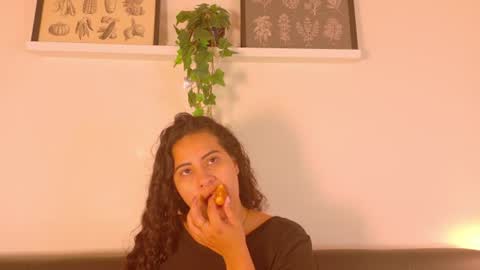 EVA DAEMON  online show from 07-25-26, 11:52