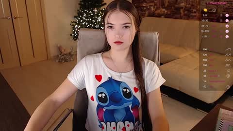 Snapshot of eva_davie chatting on 12-10-24, 05:00 Eva online show from 12-10-24, 05:00