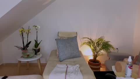 Snapshot of eva_fox43 chatting on 05-15-26, 01:45 eva_fox43 online show from 05-15-26, 01:45