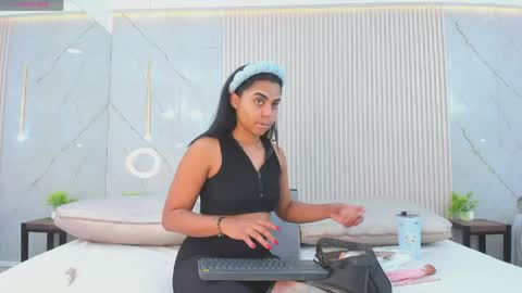 Eva online show from 04-22-26, 11:34