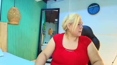 eva_love49 online show from 02-28-26, 07:04