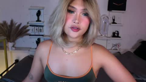 Queen Eva Mazikeen online show from 07-18-26, 08:45
