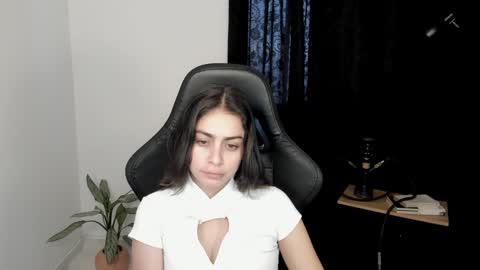 eva_monn online show from 01-04-25, 08:59