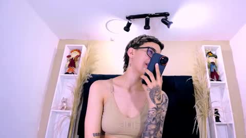 Eva cute online show from 02-11-26, 05:51