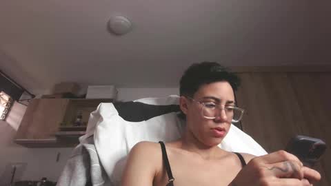 Eva cute online show from 04-28-26, 12:54