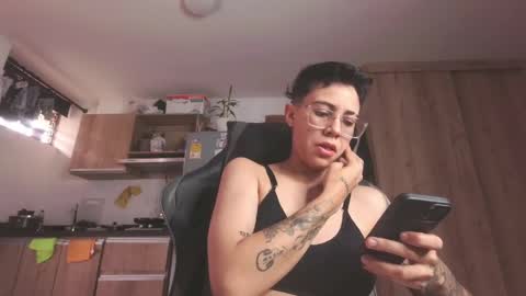 Eva cute online show from 05-19-26, 12:44