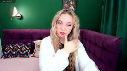 Eva 3 online show from 04-12-26, 01:43