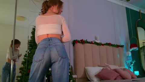 Eva online show from 12-22-24, 08:38