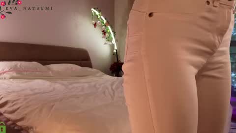 Snapshot of eva_natsumi chatting on 05-31-26, 05:20 Eva online show from 05-31-26, 05:20