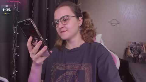 Eva online show from 10-31-25, 10:05