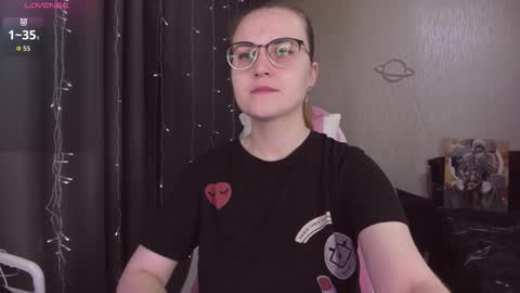 Eva online show from 12-20-25, 11:06