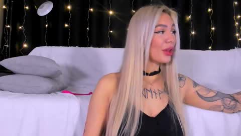 Eva online show from 02-03-26, 06:11