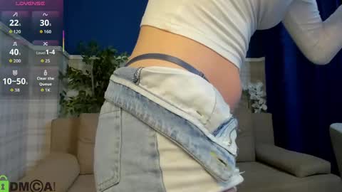 Snapshot of eva_romero chatting on 05-14-26, 02:07 Eva online show from 05-14-26, 02:07