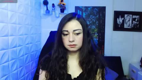 Eva online show from 12-01-25, 02:33