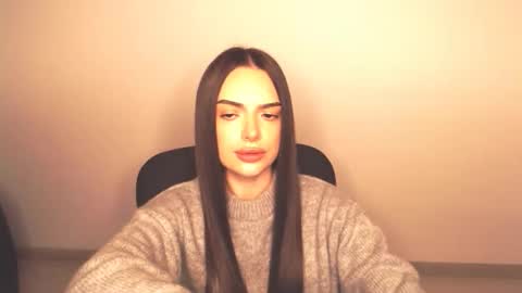 Eva online show from 10-28-25, 06:32