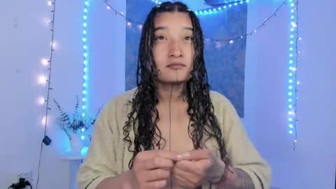 Snapshot of eva_sanderslee chatting on 04-28-26, 10:20 Eva online show from 04-28-26, 10:20