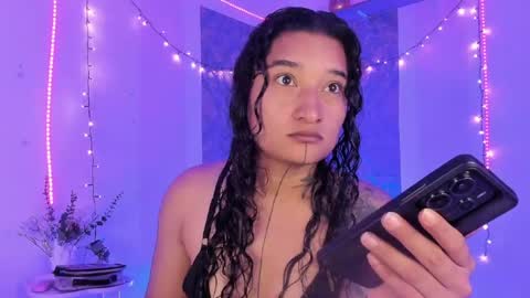 Snapshot of eva_sanderslee chatting on 05-30-26, 10:45 Eva online show from 05-30-26, 10:45