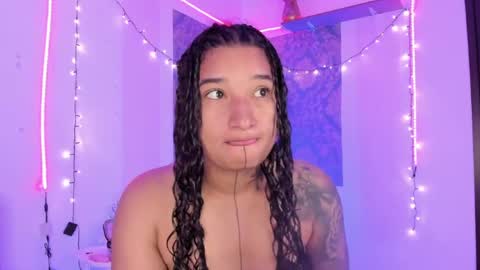 Snapshot of eva_sanderslee chatting on 06-02-26, 10:28 Eva online show from 06-02-26, 10:28