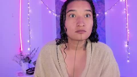 Snapshot of eva_sanderslee chatting on 06-03-26, 10:29 Eva online show from 06-03-26, 10:29