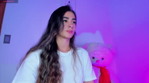 Eva Shinee online show from 04-22-26, 11:06