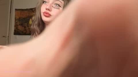 Eva Sunshine Blue Eyes online show from 04-18-26, 09:48