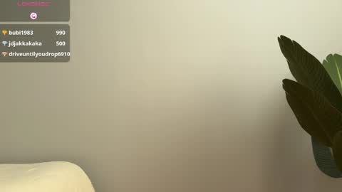 Hello Im Eva online show from 05-15-26, 05:47