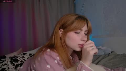 Eva online show from 04-17-26, 10:07