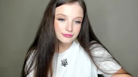 Eva online show from 10-16-25, 11:44