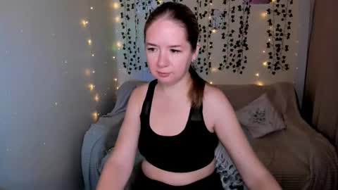 Eva online show from 10-20-25, 02:12