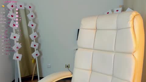 Eva  online show from 02-23-25, 05:56